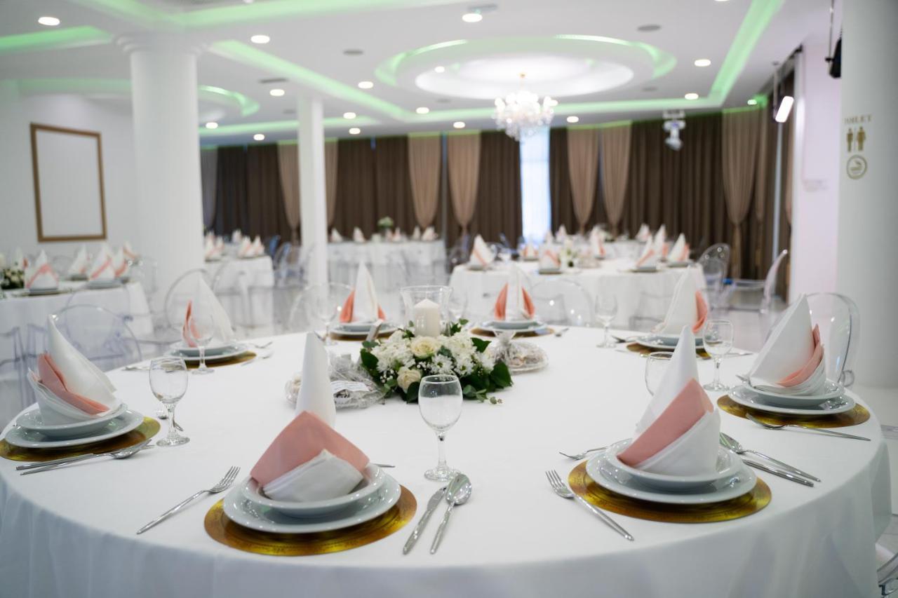 Hotel Podravina コプリヴィニツァ エクステリア 写真